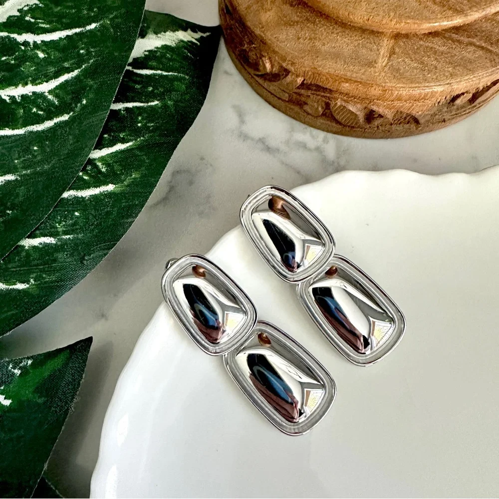 2/$30🌵 Silver Rounded Rectangle Dangle Earrings Chunky 90’s Vibe Jewelry NEW